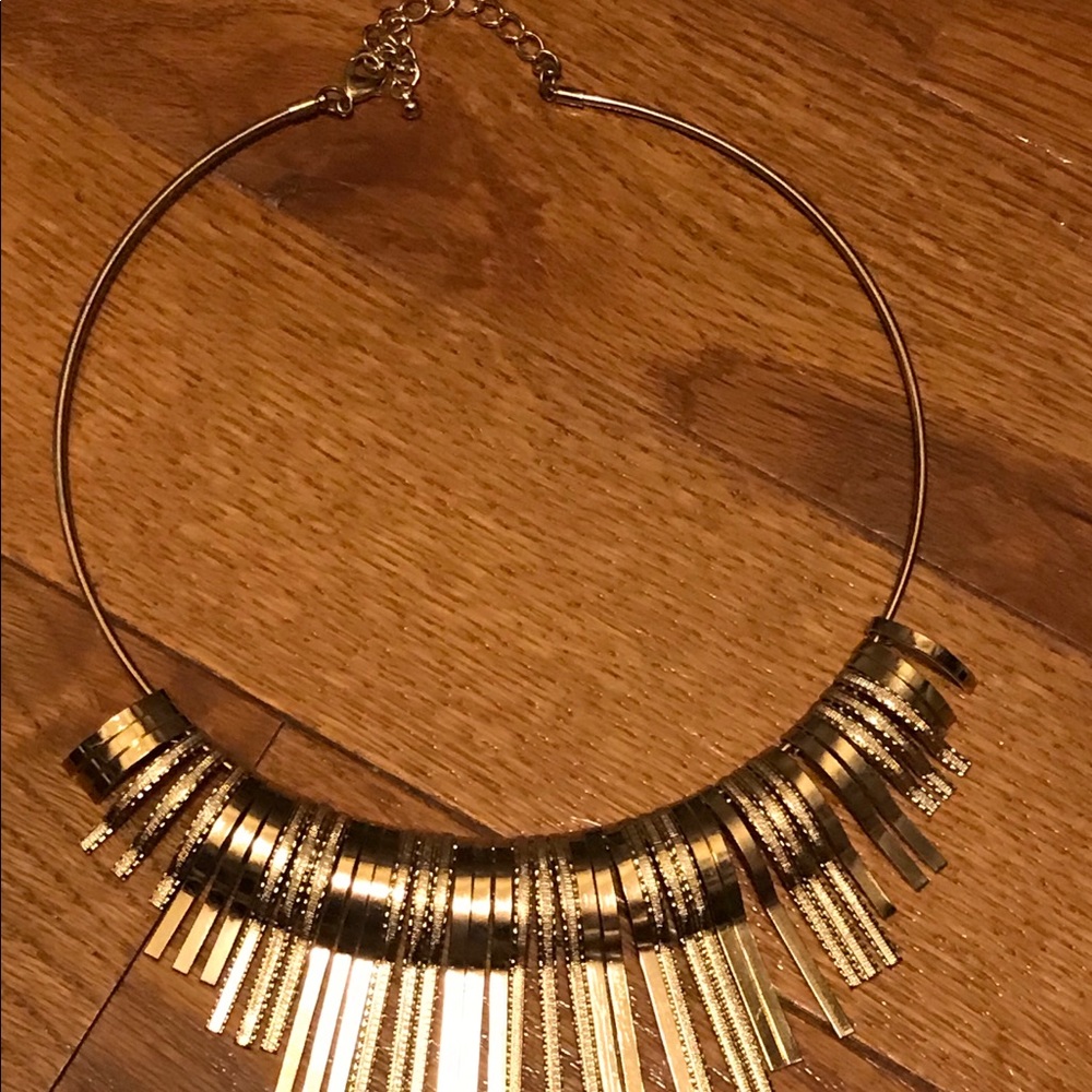 Gold choker necklace